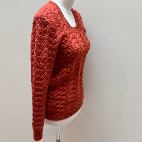 Custom Hand-knit Rust Wool Sweater - Picture 4 of 7
